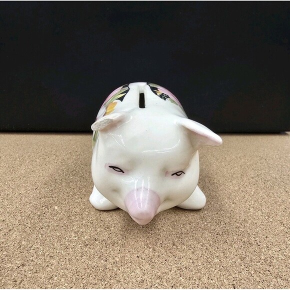Vintage Piggie Bank Small Made In Japan Ear Chipped - Picture 1 of 7